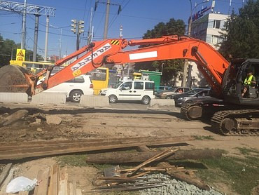 Hitachi ZX 330