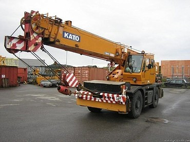 LIEBHERR, МАЗ, УРАЛ, КАТО