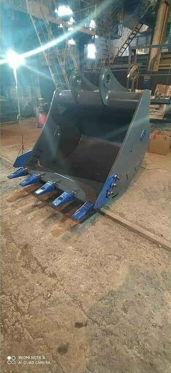 Ковш стандартный с бокорезами для навесного оборудования к спецтехнике