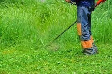 Уборка мусора. Покос травы, бурьяна