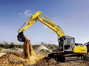 Komatsu 220 LC Kobelco 215 LC