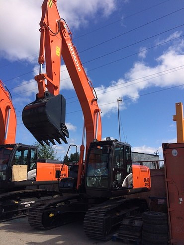 Hitachi ZX200-5G