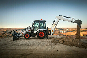 BobCat b730