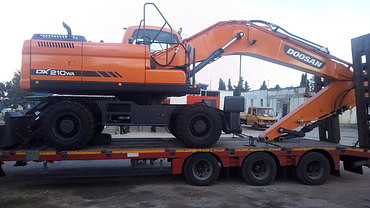 DOOSAN 210