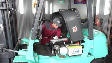 Ремонт погрузчиков фронтальных, мини-погрузчиков и складской техники