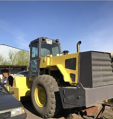 XCMG YZ16JC