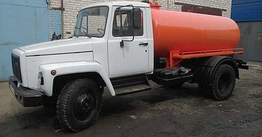 Вакуумная откачка грязной воды и отходов