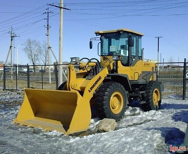 Уборка территории от снега