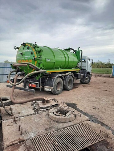 Услуги по откачке канализации и выгребных ям