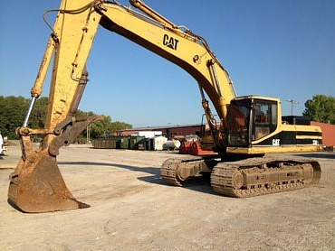 CAT 330