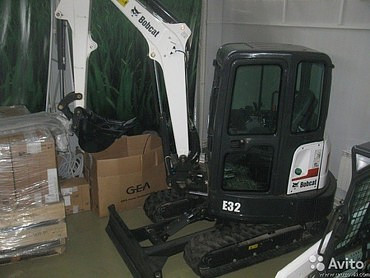 Bobcat Е32