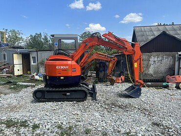 Hitachi EX30UR