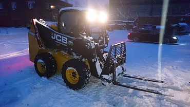 JCB-225
