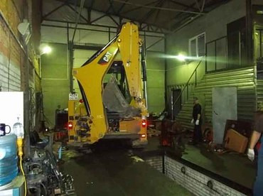 Обслуживание и капремонт погрузчиков, мини-погрузчиков и экскаваторов-погрузчиков