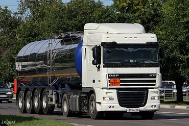 DAF 105, Renault, Freightliner