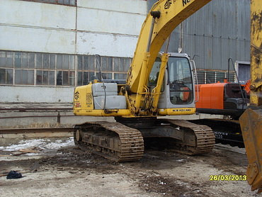 NEW HOLLAND E215BJ