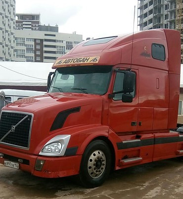 Volvo VNL