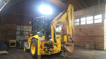 KOMATSU WB93R
