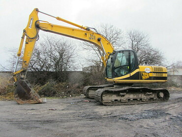 JCB JS 220 LC