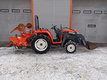   Мини трактор Kubota GT23