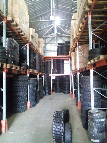 Шины для погрузчиков фронтальных