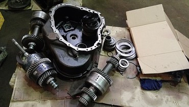 Запчасти для экскаваторов-погрузчиков