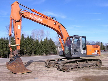 HITACHI ZX200