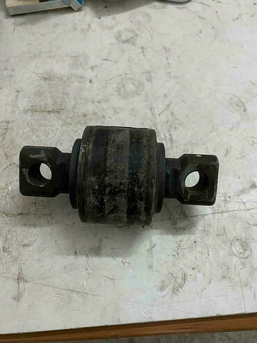 Крановая запчасть XCMG QY25 Сайлентблок V- образной тяги (це