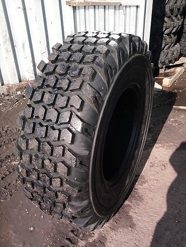 Шины для экскаваторов-погрузчиков