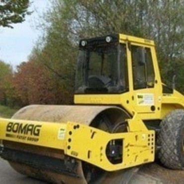 BOMAG BW213D-40