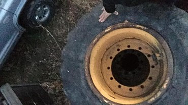 Колеса от спецтехники Б\У для лесовозов