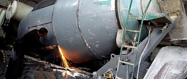 Ремонт автобетоносмесителей и бетонасосов