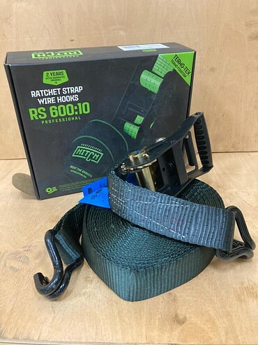 Продажа запчастей для спецтехники и грузового транспорта