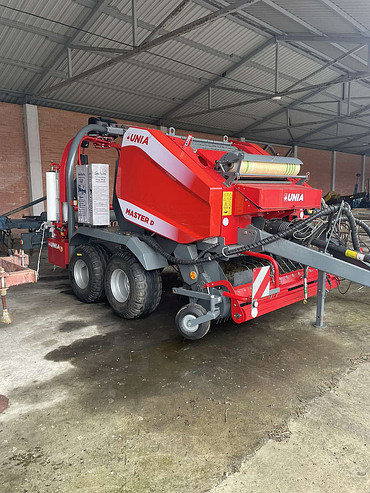 Пресс-подборщик UNIA (MASTER D) Пресс-подборщик UNIA (MASTER D)