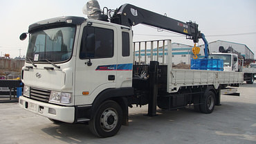 Hyindai  HD 120 Mega Truck