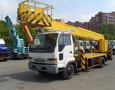 Mitsubishi Canter, Isuzu ELF