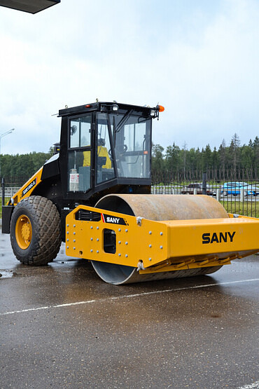 Sany SSR 200