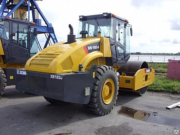XCMG  XS183J