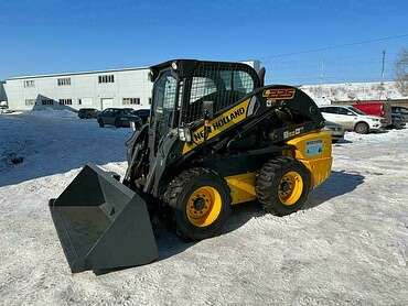 NEW HOLLAND L225