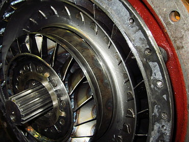 Ремонт гидравлики, коробок передач и редукторов 