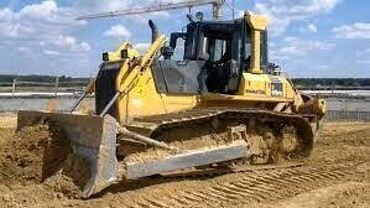 Komatsu D65