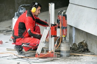 Алмазное бурение отверстий услуги
