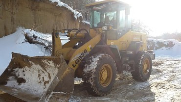 Очистка территорий от снега