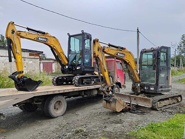 Sany SY35U, Airman AX40UR