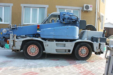 XCMG, Zoomlion, Tadano