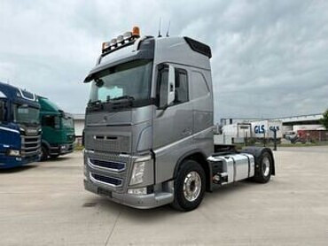 Volvo, Mercedes-Benz FM420 42T D, Actros 2648