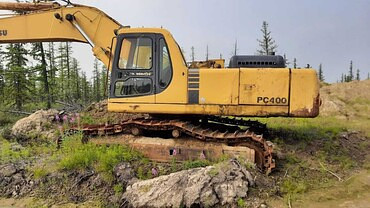 KOMATSU PC400-6Z