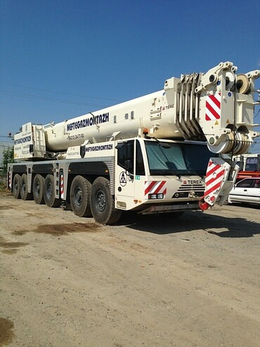 Terex, LIEBHERR, FUWA