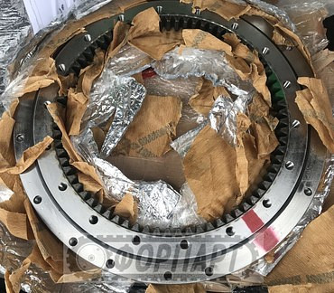 Опорно поворотное устройство для экскаваторов-погрузчиков