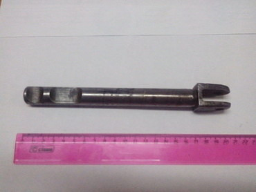 Валик 151.37.429-1 включения ВОМ для тракторов